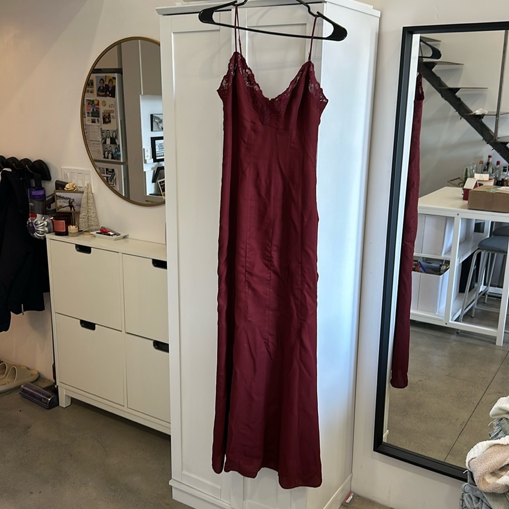 Reformation Anett Dress in Deep Brown - Picture 4 of 9